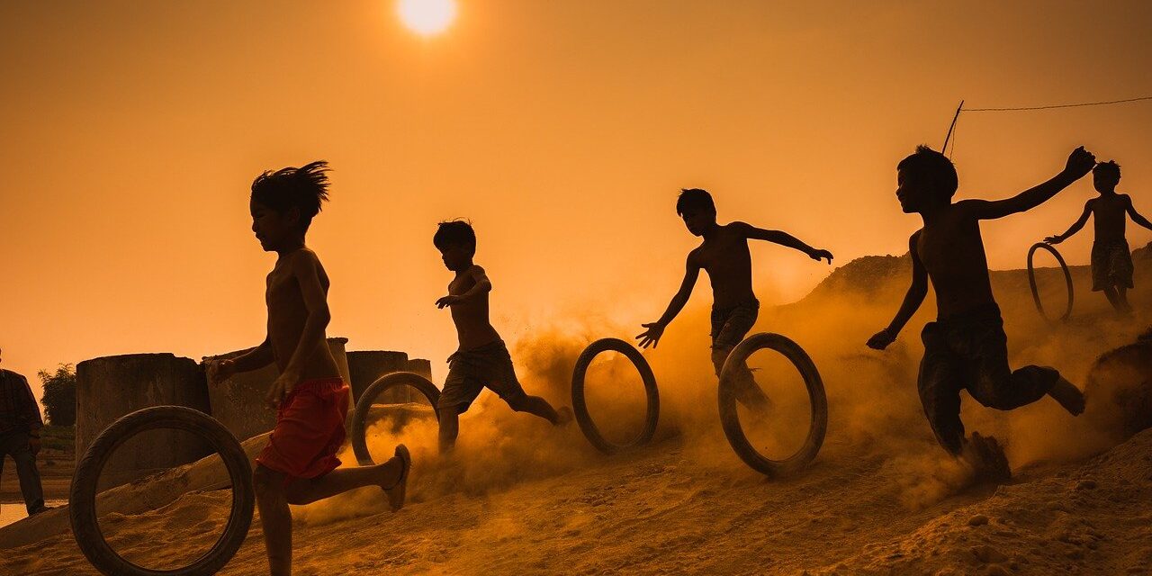 אילוסטרציה - ילדים משתוללים