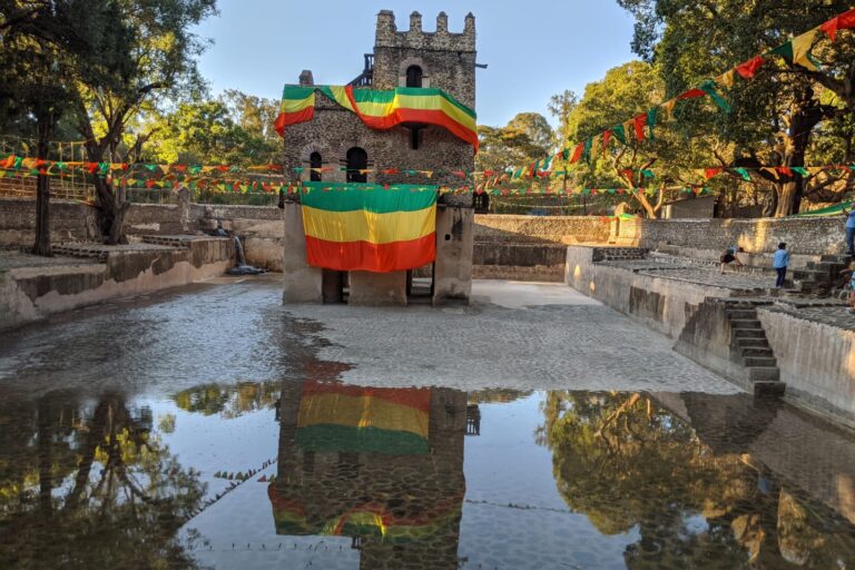 אתיופיה גונדאר, מרחצאות מלכת שבא...