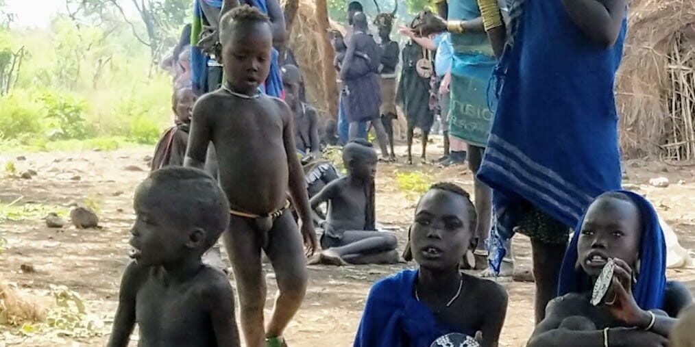 אתיופיה ילדים אתיופיים באחד הכפרים