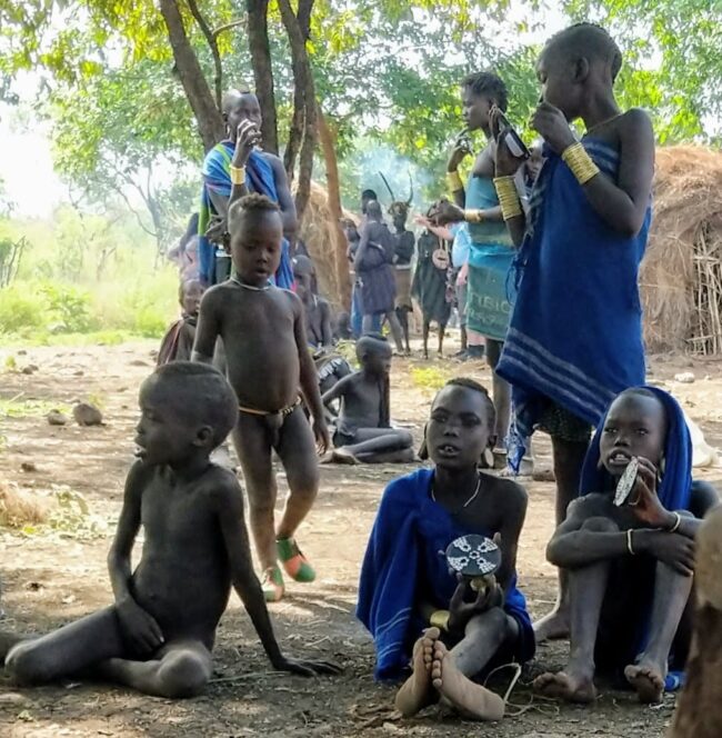 אתיופיה ילדים אתיופיים באחד הכפרים