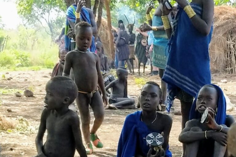 אתיופיה ילדים אתיופיים באחד הכפרים