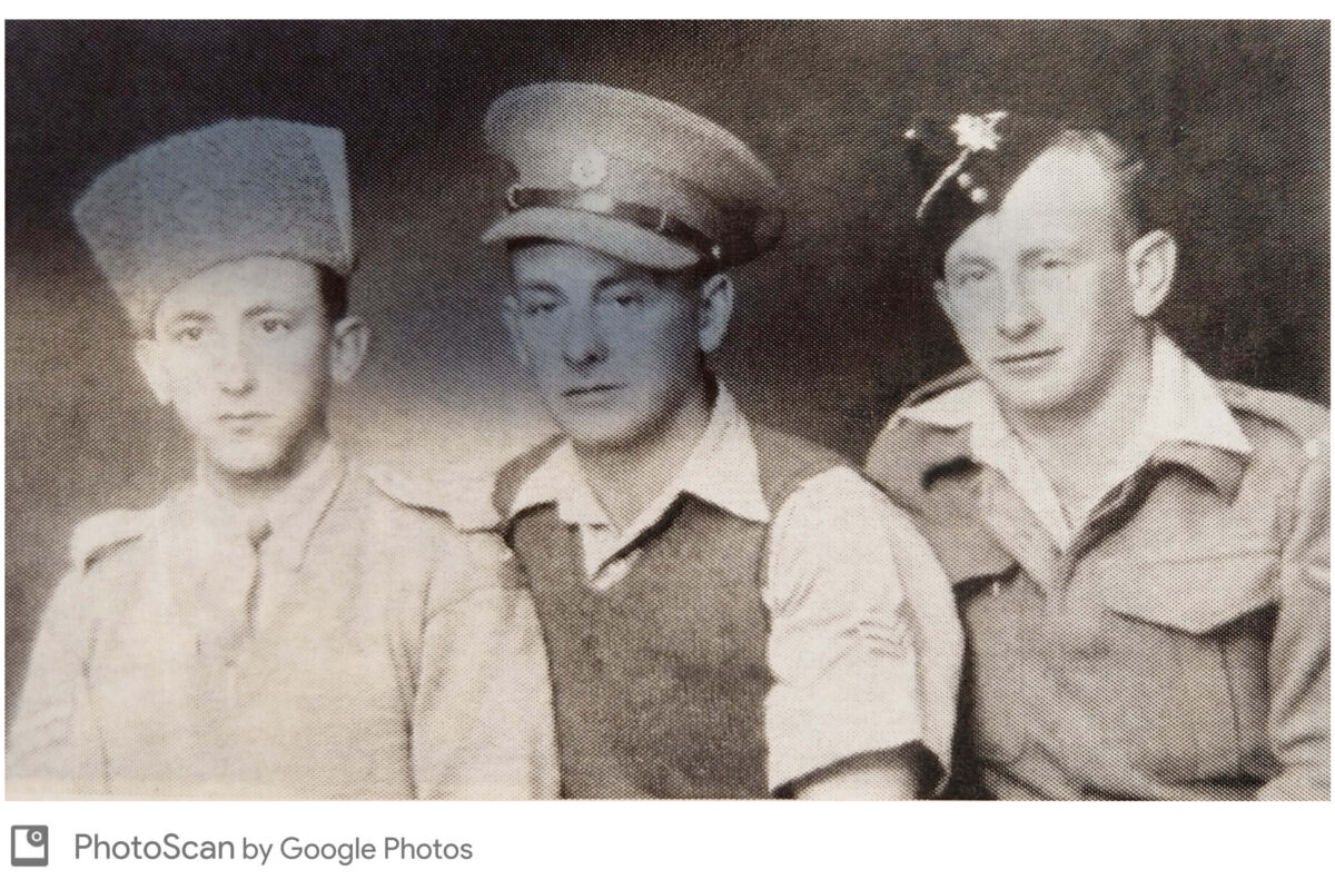 שלושת האחים במדים של הצבא הבריטי מלחמת העולם השנייה