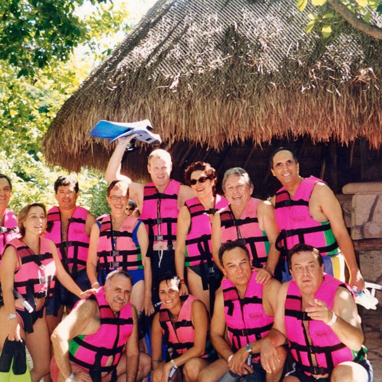 עם קבוצת עיתונאים באתר נופש בקנקון מכסיקו