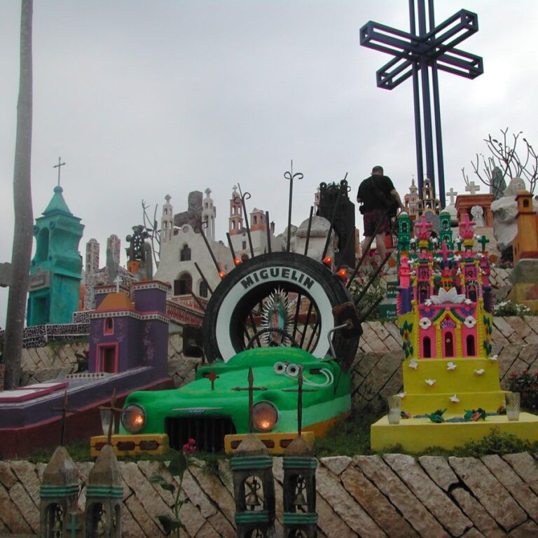 בית קברות מכסקני באי המתים