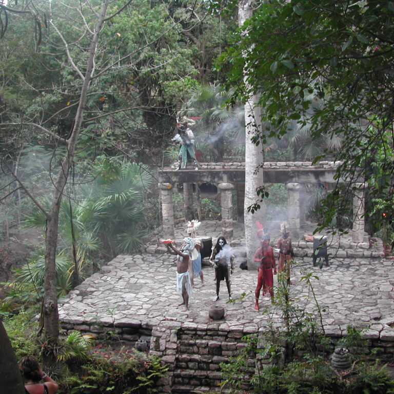 טקס אידיאני עתיק מתקופת המאיה