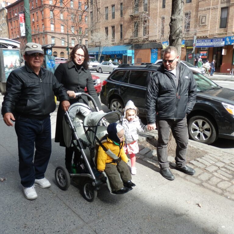 עם גיא והנכדים בעת שהותי בניו יורק
