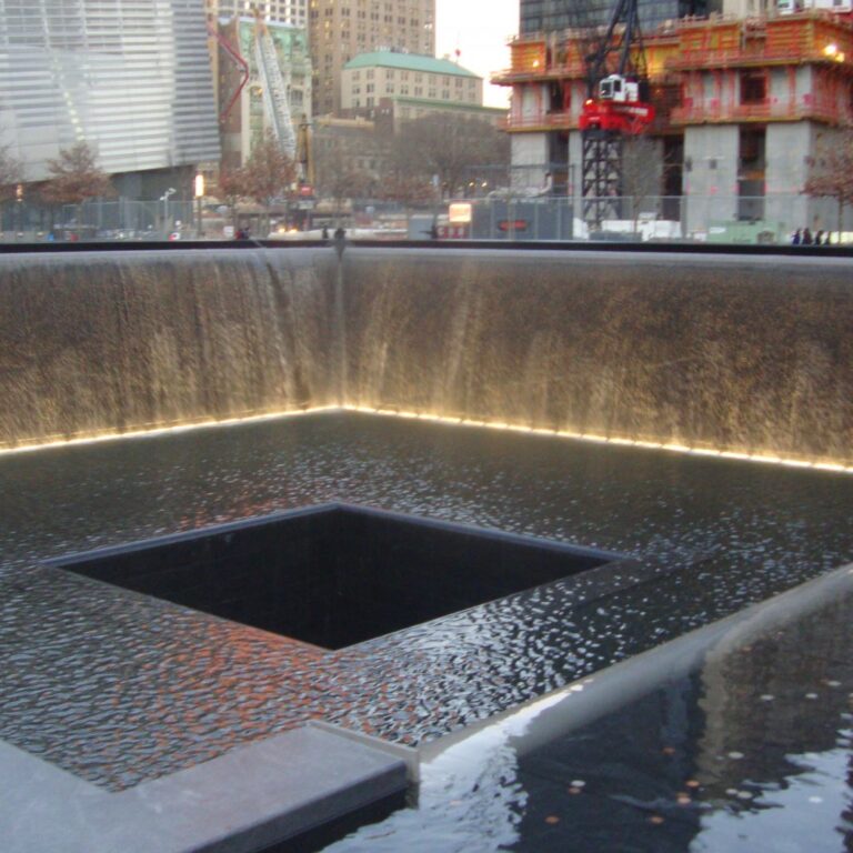 אנדרטת הזכרון לאסון התאומים