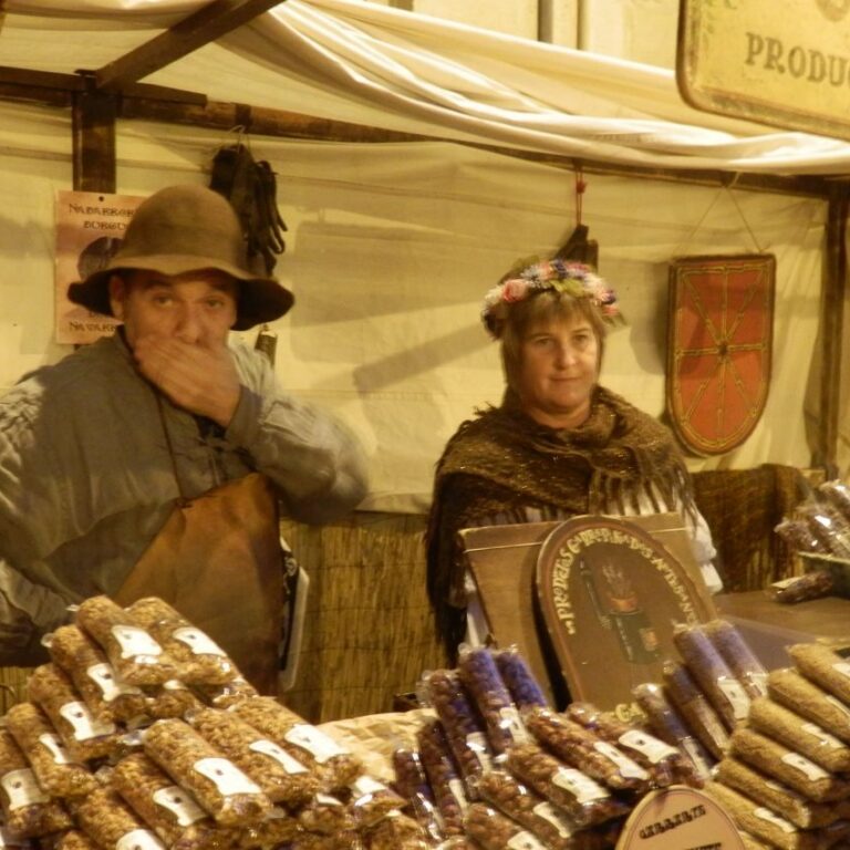 אכרים בפמפלונה בלבוש ספרדי מסורתי