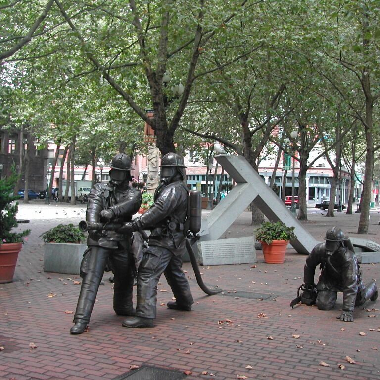 אנדרטה בסיאטל לכבוד לוחמי האש