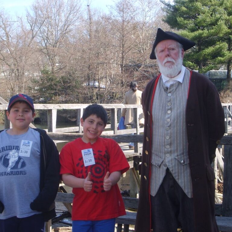 בכפר המשחזר את חיי החלוצים האמריקנים