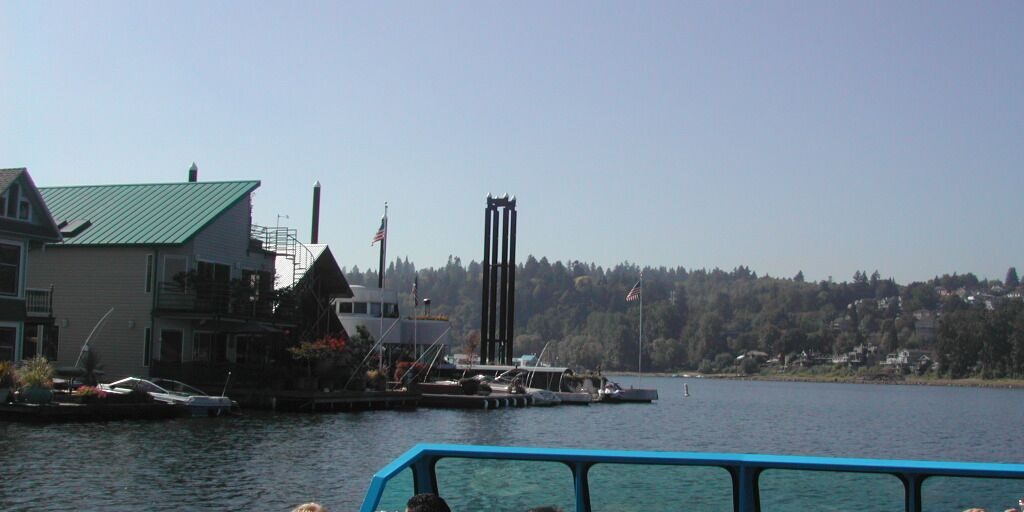 בתים צפים בפורטלנד