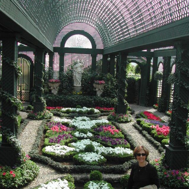 גינה מטופחת בעמק ההדסון