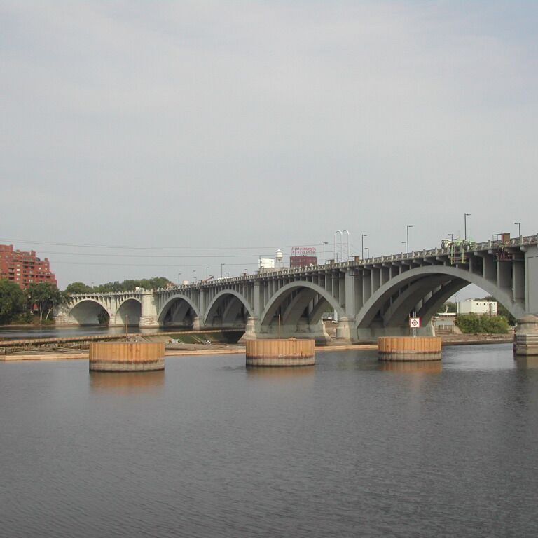 גשר על המיסיסיפי במינאפוליס