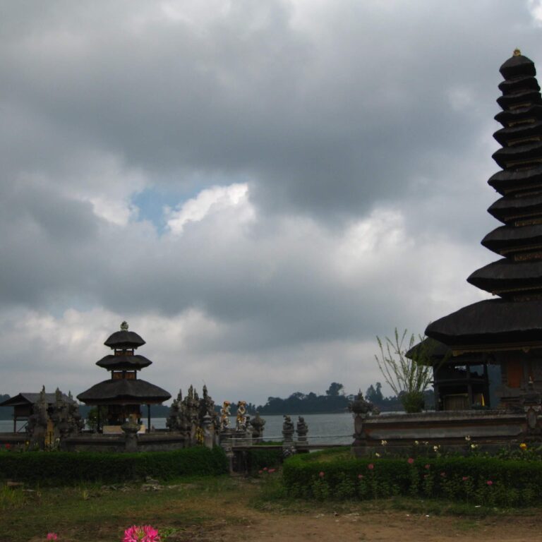 האי היחיד שאינו מוסלמי-באלי