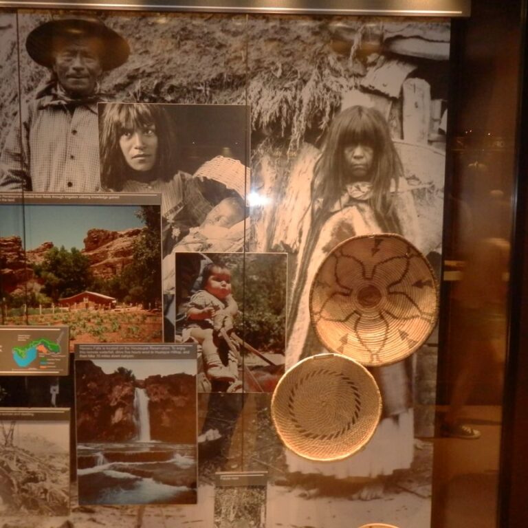 האינדיאנים שהתגוררו באיזור הגרנד קניון