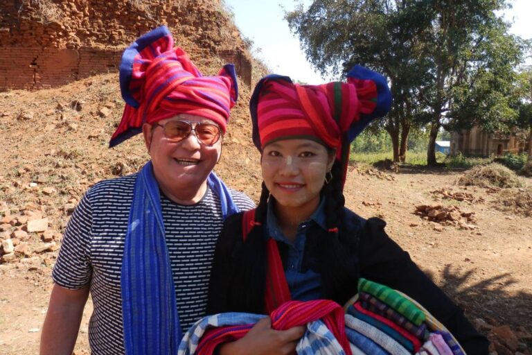 החלטתי להצטרף לשבט היפהפיות חובשות התרבושים בבורמה