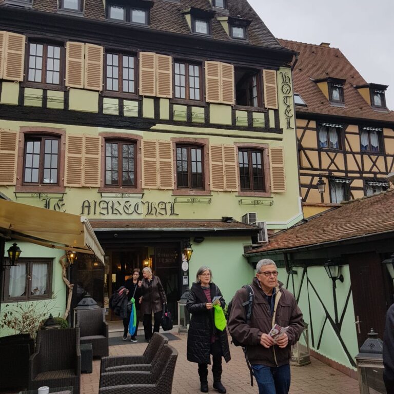 המלון העתיק בו שהינו בקולמאר, עיירה צרפתית במחוז אלזס לוריין