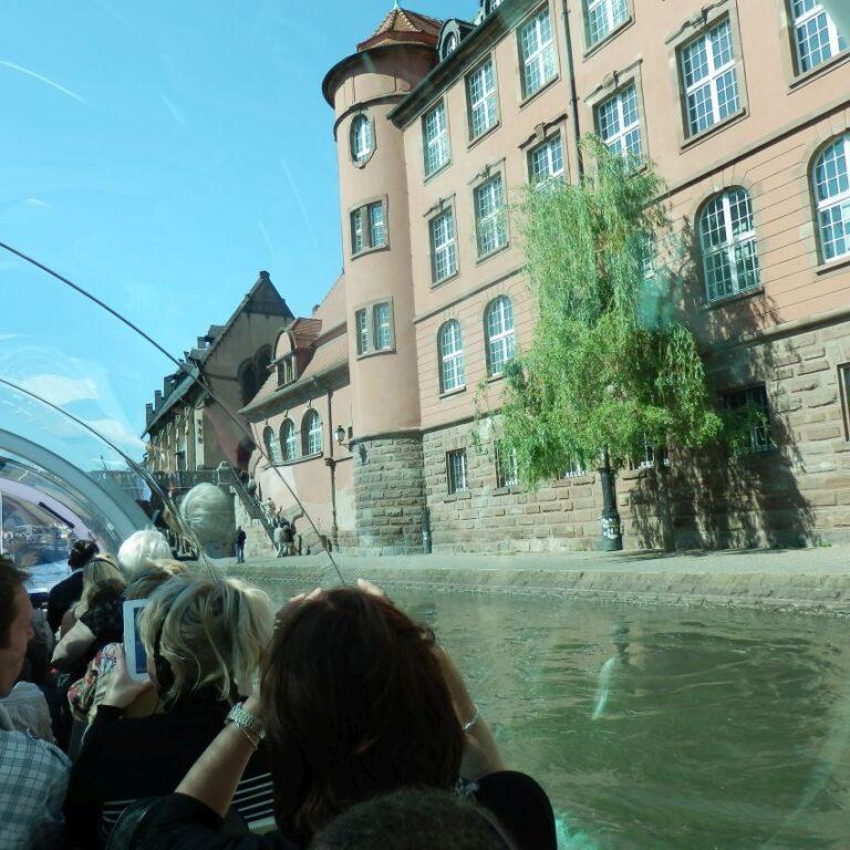 הפלגה בתעלות שרבורג