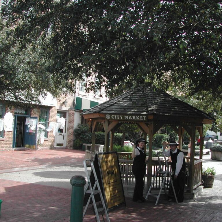 חוצות סוואנה, ג'ורגיה