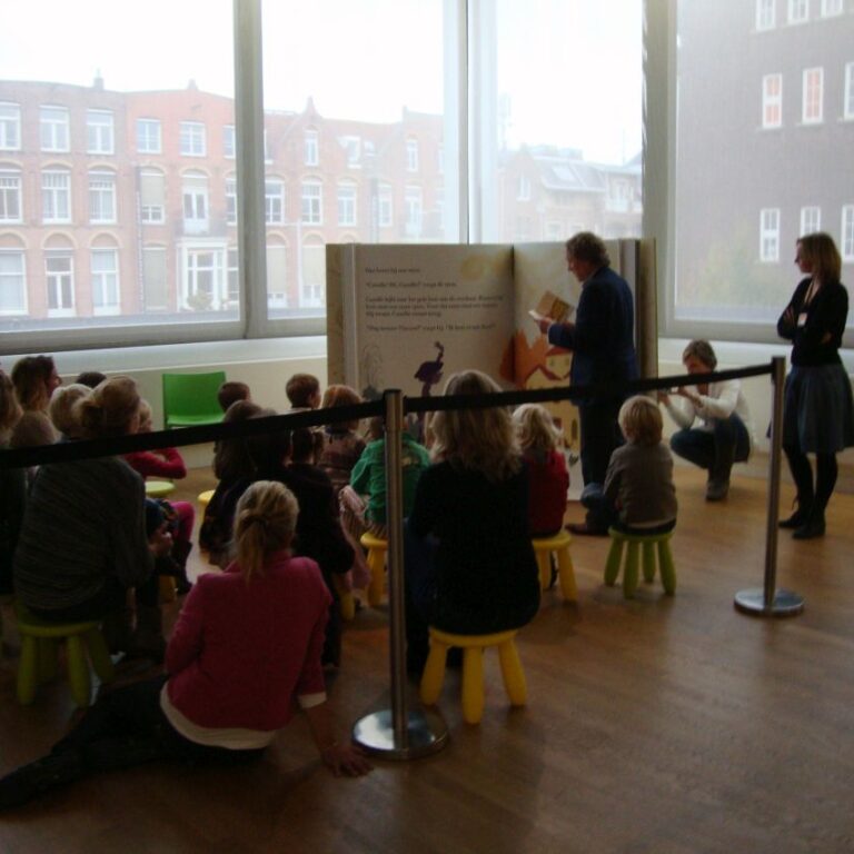 ילדים במוזיאון