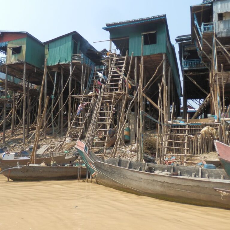 כפר דייגים קמבודי