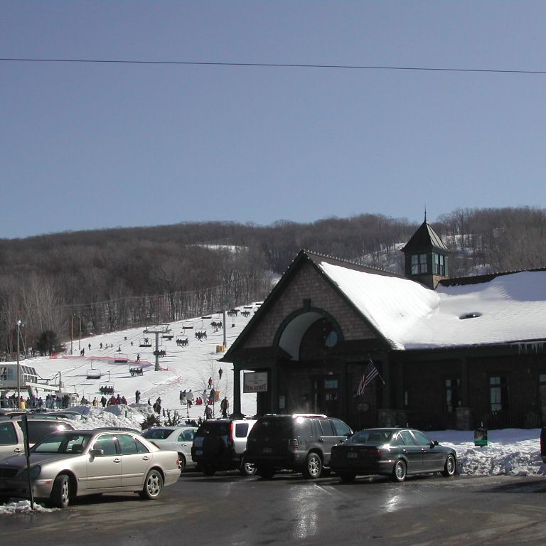 מאונטיין קריק-אתר סקי ליד ניו יורק