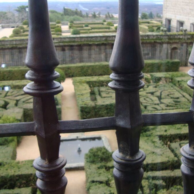 מבט אל גינת הארמון של המלך הספרדי-