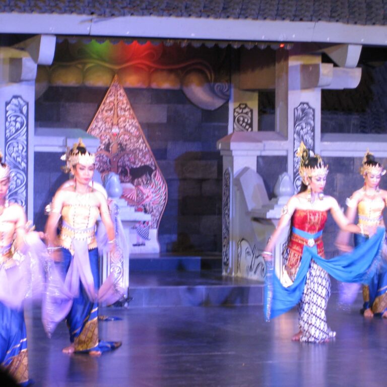 מופע ריקוד אינדונזי