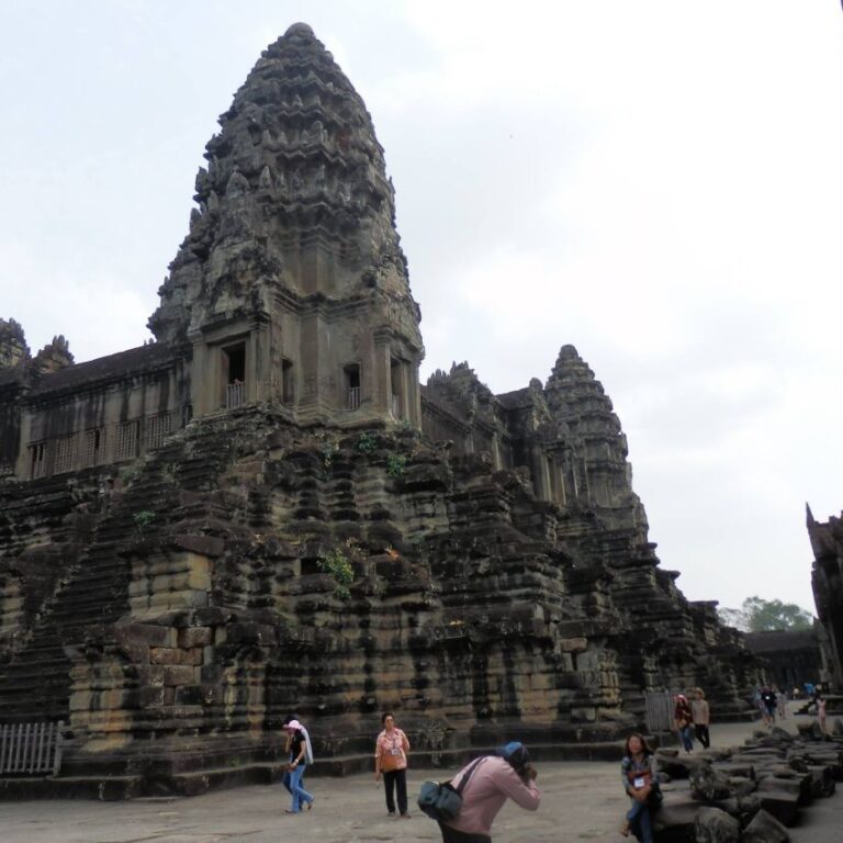 מקדשים מרשימים באנגקור וואט
