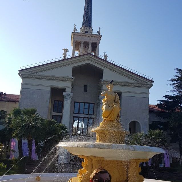 מרכז הקניות בנמל סוצ'י