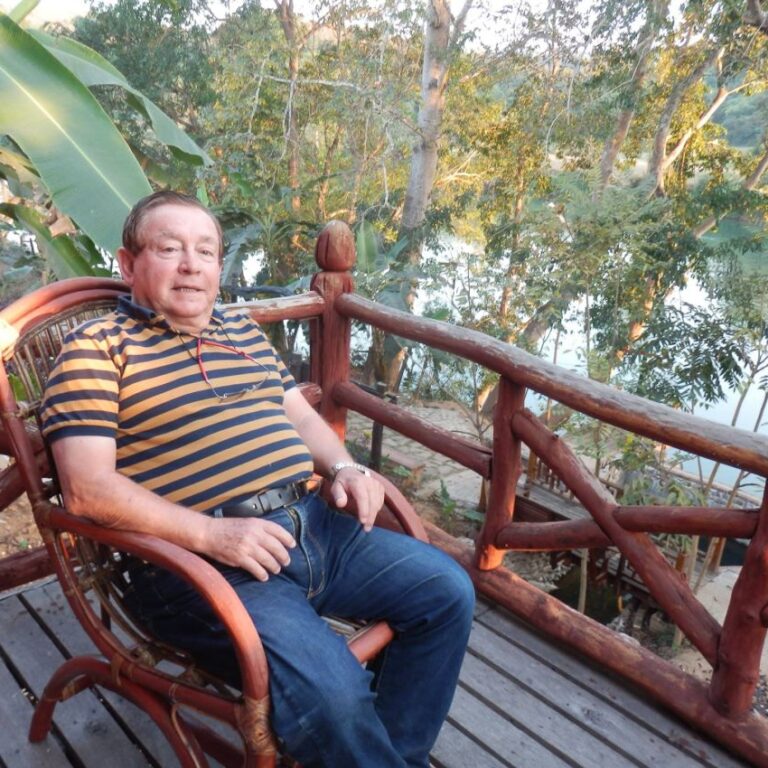 נהנים בבורמה