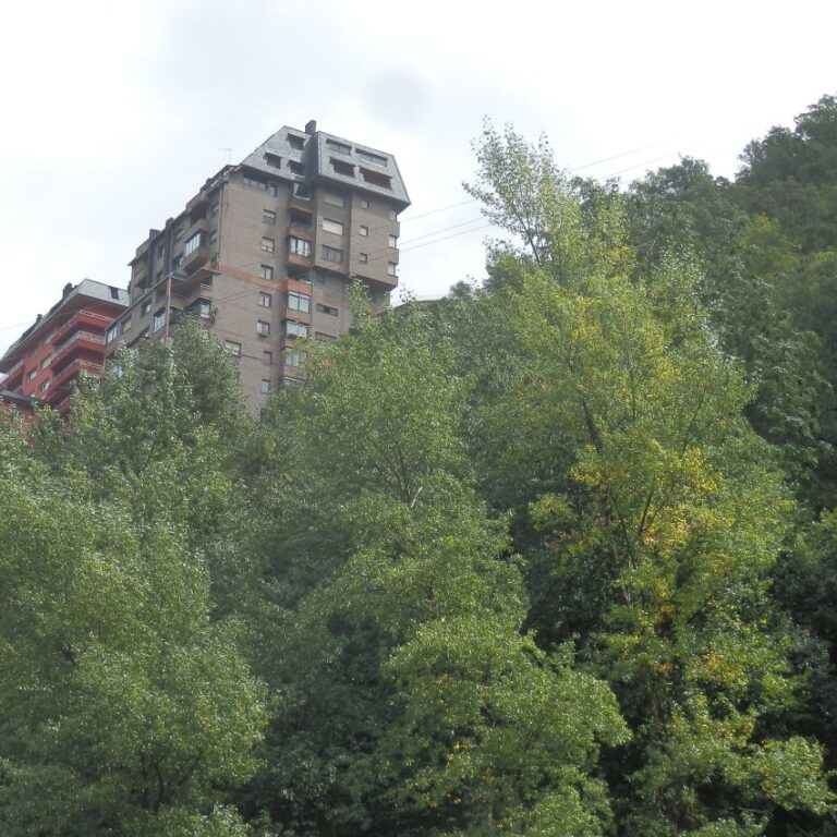 נוף הטבע בסביבות אנדורה הקטנה