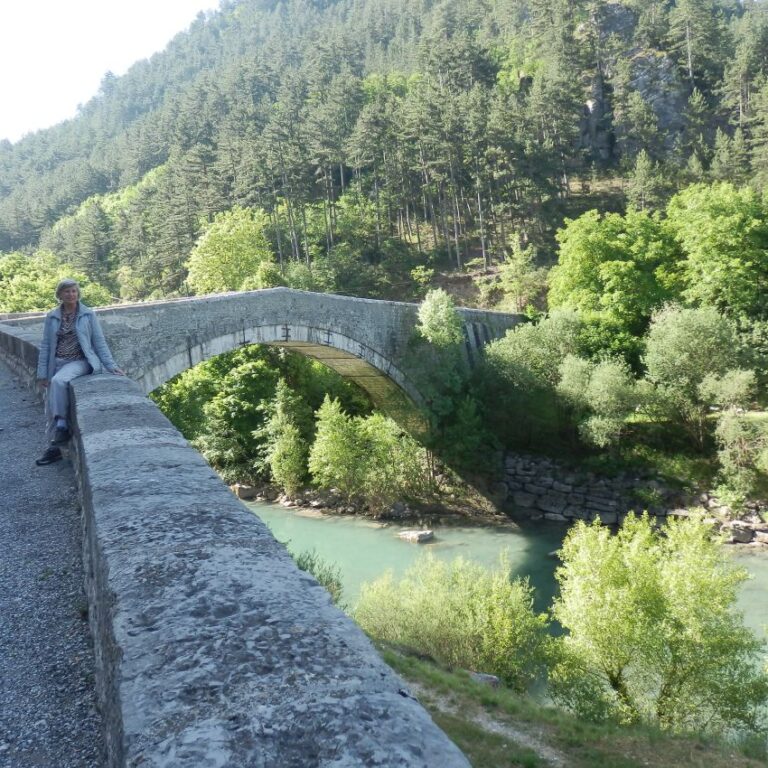 על אם הדרך לקניון