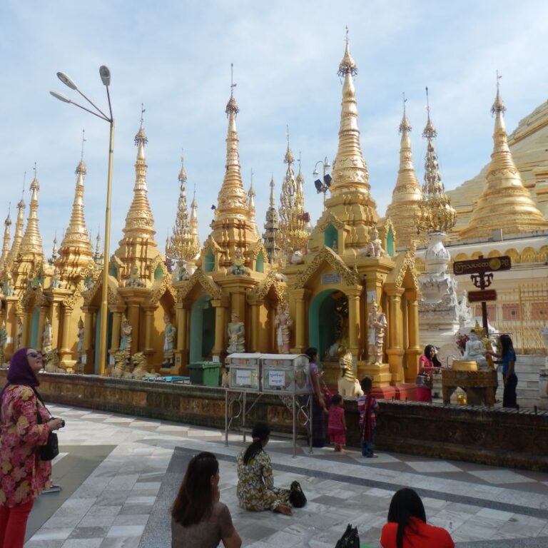 קטע מהמקדש הענק ביאנגון