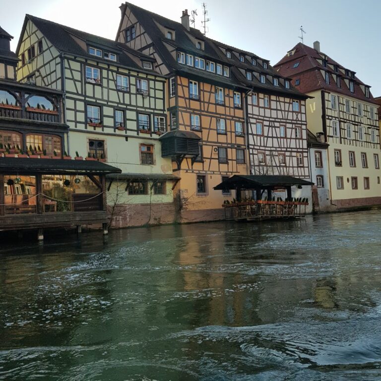 שיט בתעלות שטרסבורג המעטירה