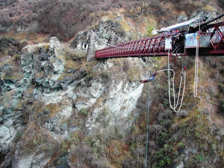 אתר הבנגי בקווינסלנד, ניוזילנד ממנו קפצתי כמו אידיוט