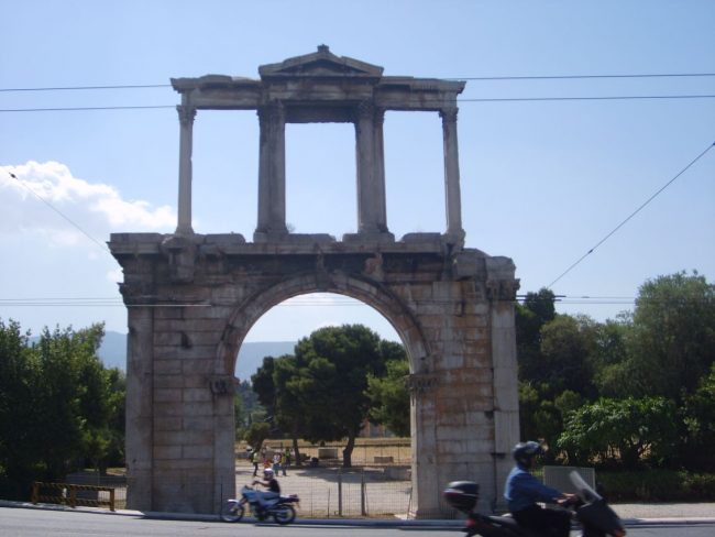 אתרים ארכיאולוגים בכל פינה באתונה