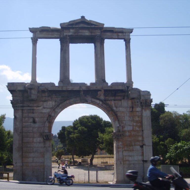 אתרים ארכיאולוגים בכל פינה באתונה