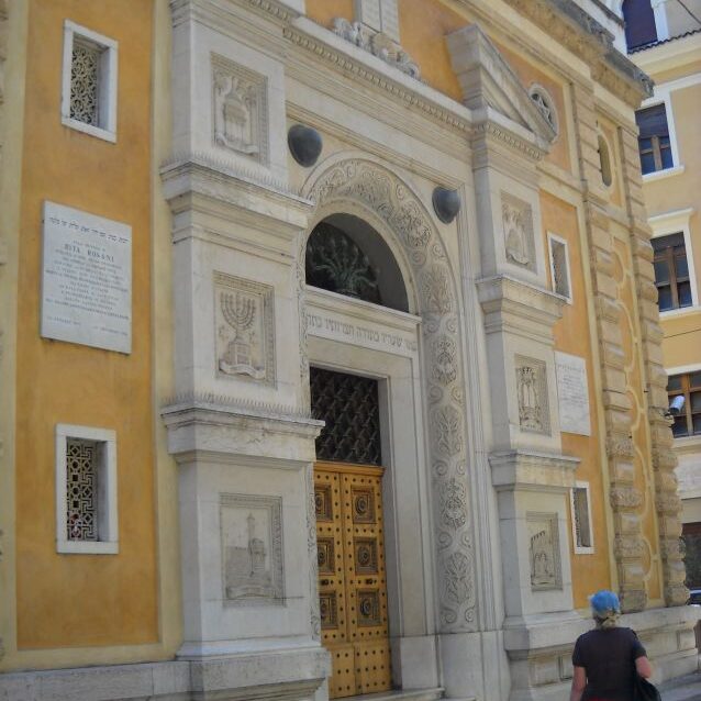 בית כנסת בורונה, איטליה