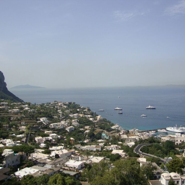 האי קפרי היפהפה