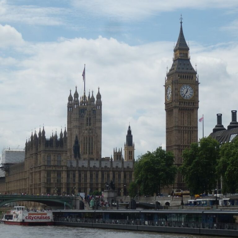 הביג בן וכנסיית ווסטמינסטר