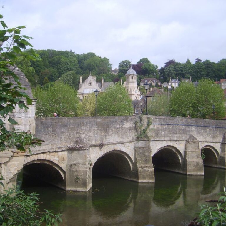 הדרך לעיר המרחצאות באת'