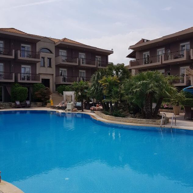 המלון החמוד בו שהינו בלשון היבשה קסנדרה