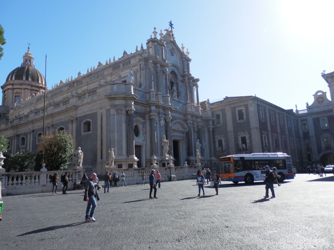 הקתדרלה המרשימה באורטיג'ה בסיציליה