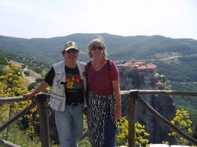 התלבטנו אם להצטרף למנזר