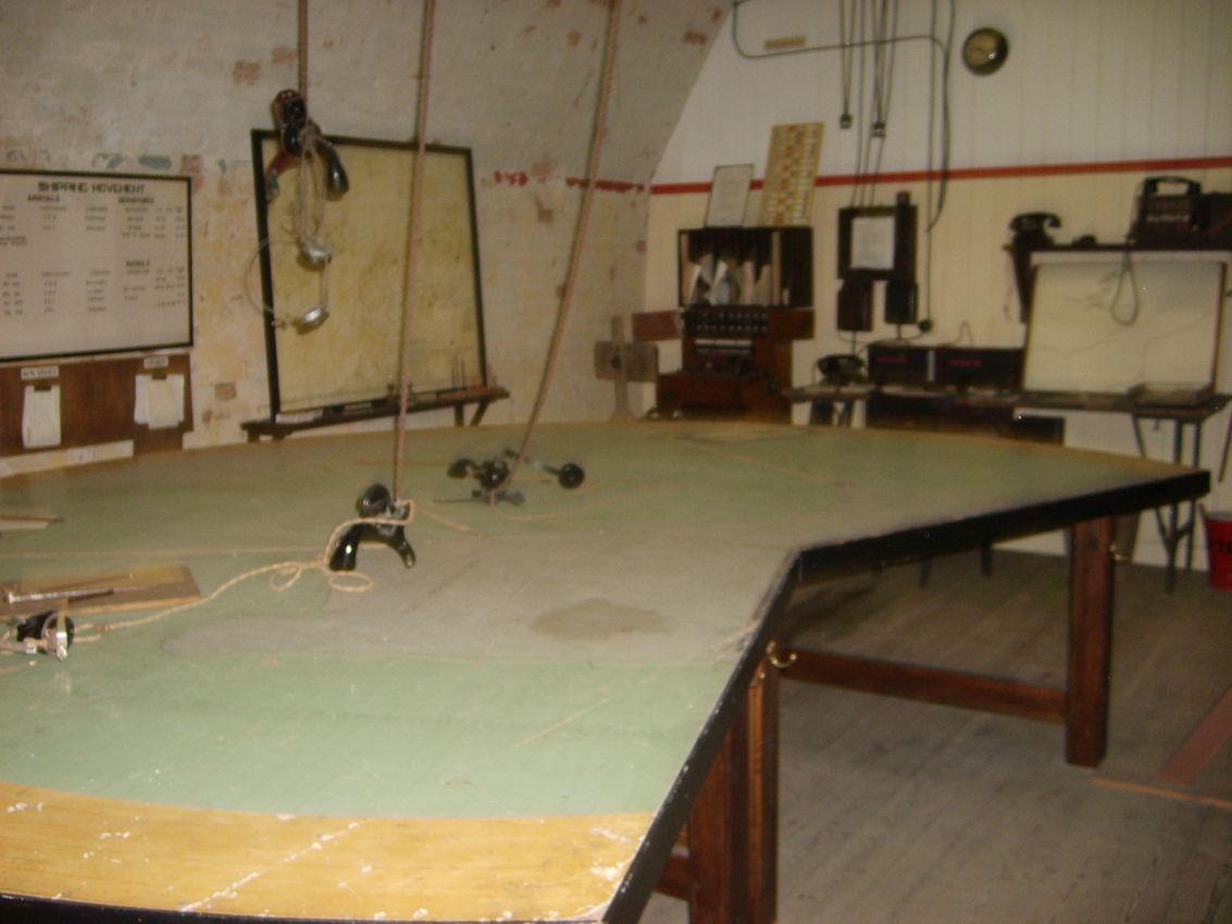 חדר המלחמה של חיל האויר הבריטי בדובר בימי מלחמת העולם השניה