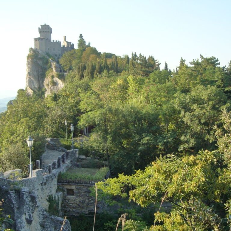 חומותיה של סאן מארינו שמרו על עצמאותה