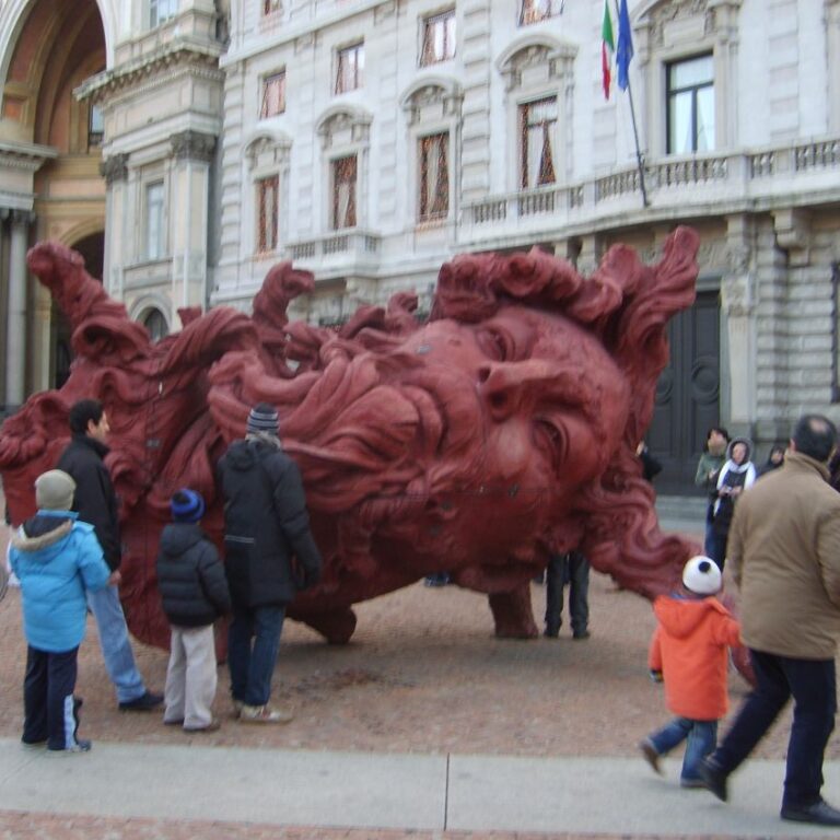 ילדים גדלים באיטליה ליד יצירות