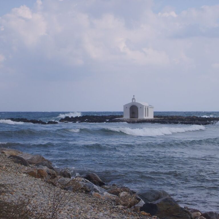 כנסיה יוונית לשחיינים