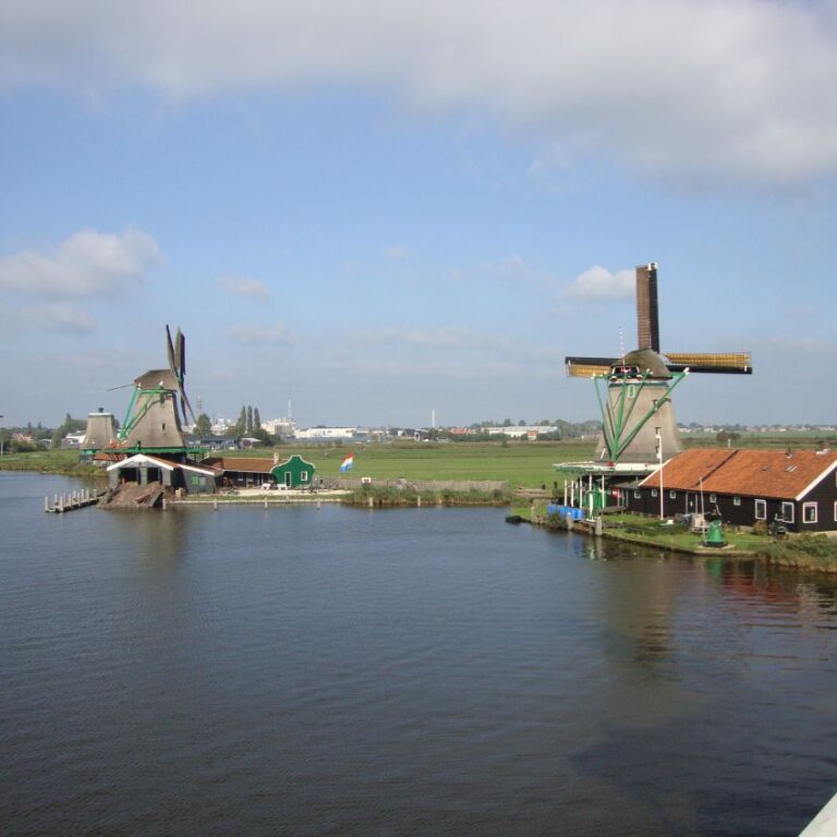 כפר הולנדי משוחזר-